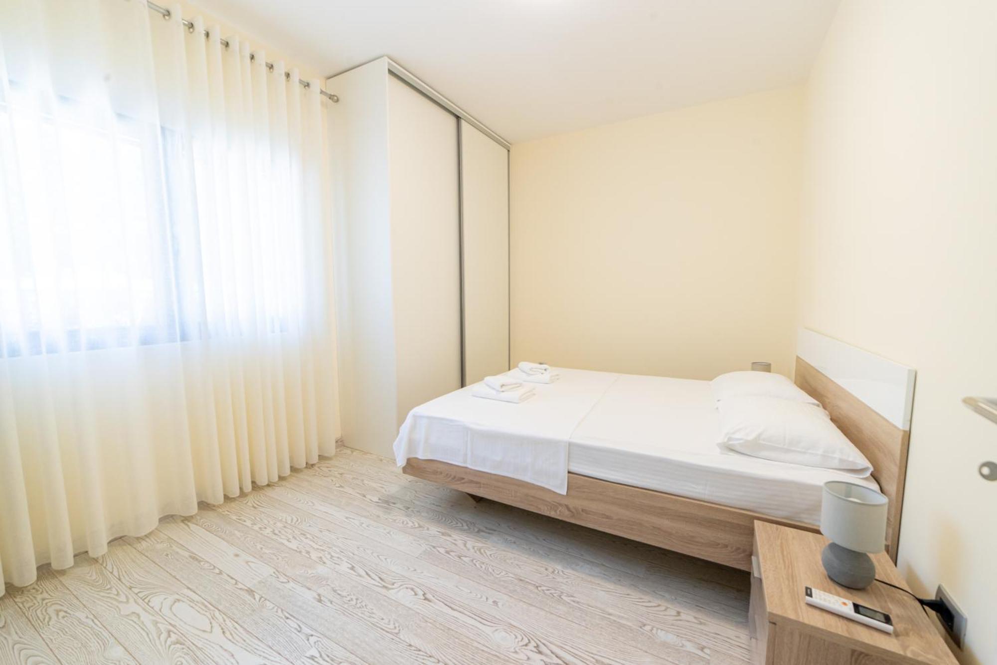 Green Bay Apartments Morinj コトル エクステリア 写真