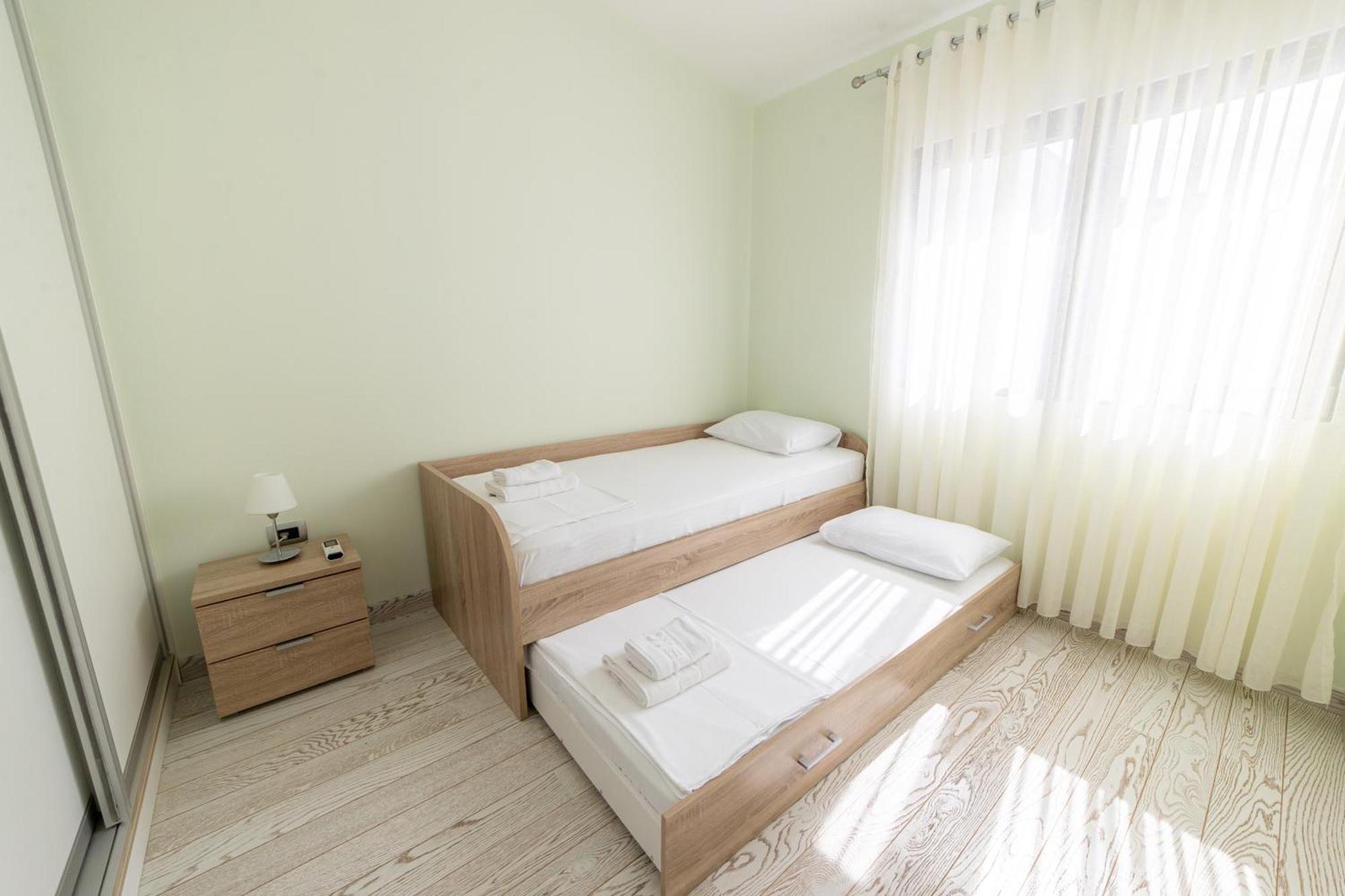 Green Bay Apartments Morinj コトル エクステリア 写真
