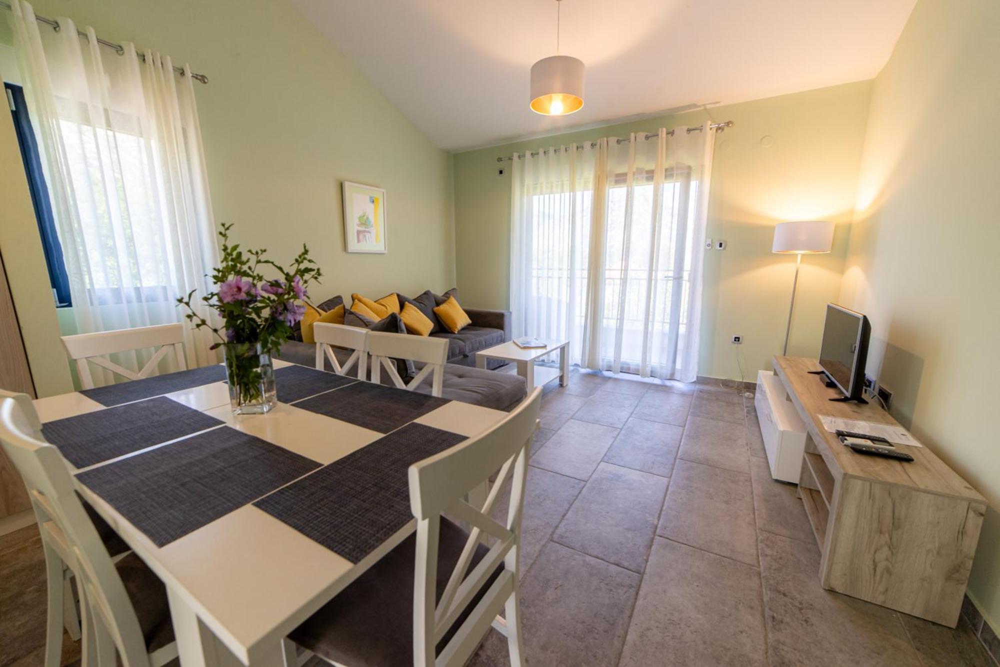 Green Bay Apartments Morinj コトル エクステリア 写真