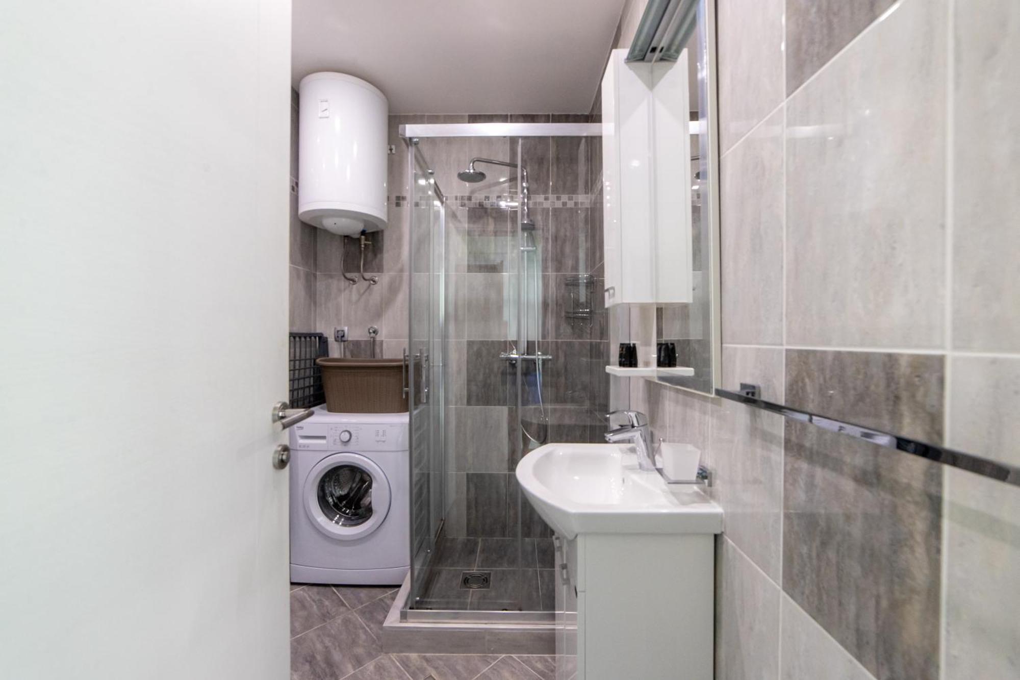 Green Bay Apartments Morinj コトル エクステリア 写真
