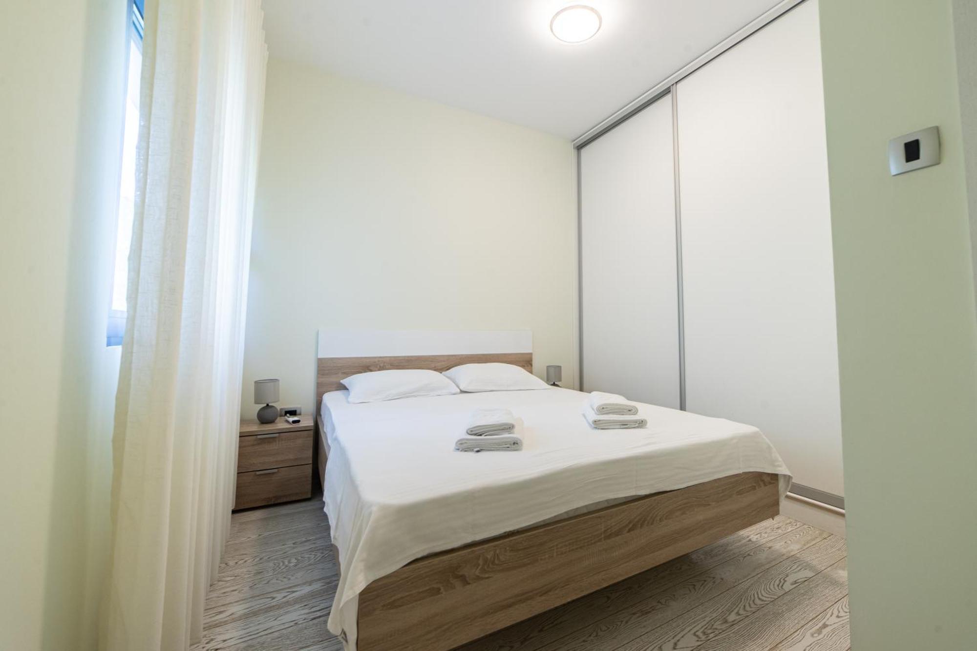 Green Bay Apartments Morinj コトル エクステリア 写真
